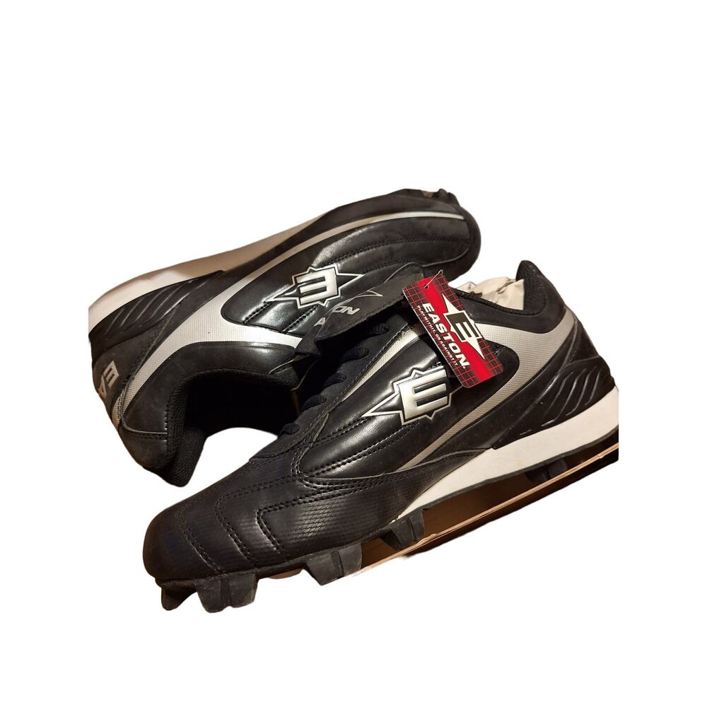 Men's cleats size 10.5 black new in box